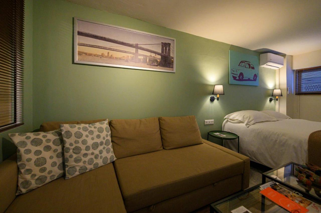 Pol'S Studio, Kalamata Mediterranean Apartments Eksteriør billede